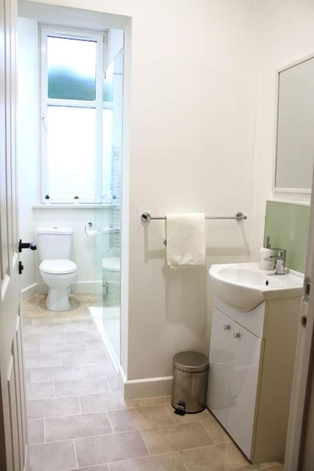 Flat 12A - Central, Modern, Bright Apartment With Free Wifi Обан Экстерьер фото